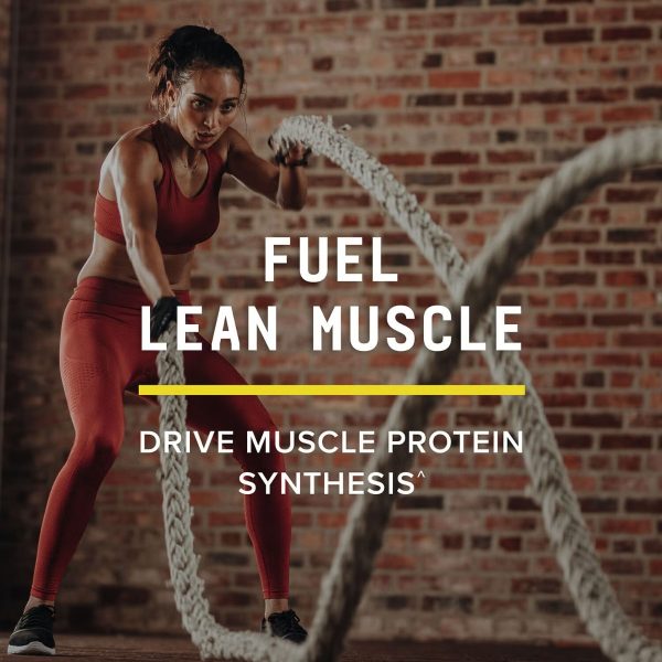 3.5c62300 ebc thumbnail 03 gnc beyondraw chemistrylabs lifestyle.jpg