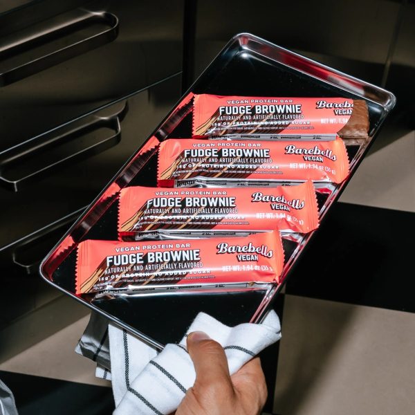 3.bb us dtc visual06 2800x2800 vegan fudgebrownie.jpg