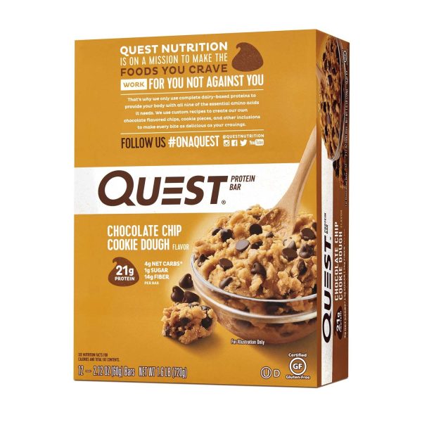 476463 web quest protein bar chocolate chip cookie dough front box.jpg