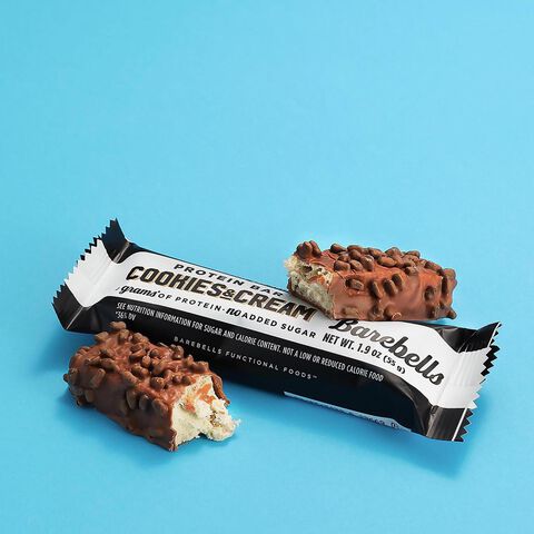 574903 barebells protein bar cookies cream bar alt7.jpg